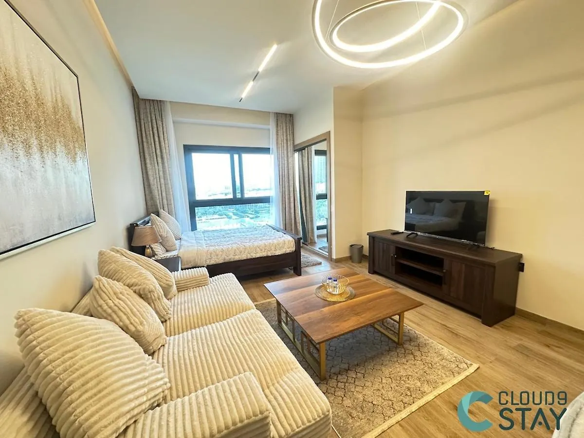 Cloud 9 - Urban Chic Studio In Jvc Dubai
